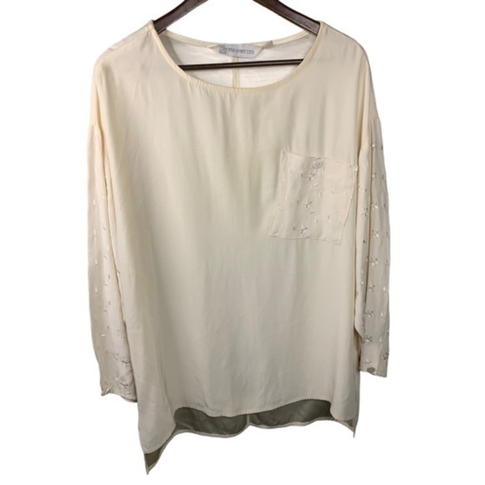 Ilyse Hart Oversized Cream Tunic Top Size Medium Long Sleeve Round Kneck